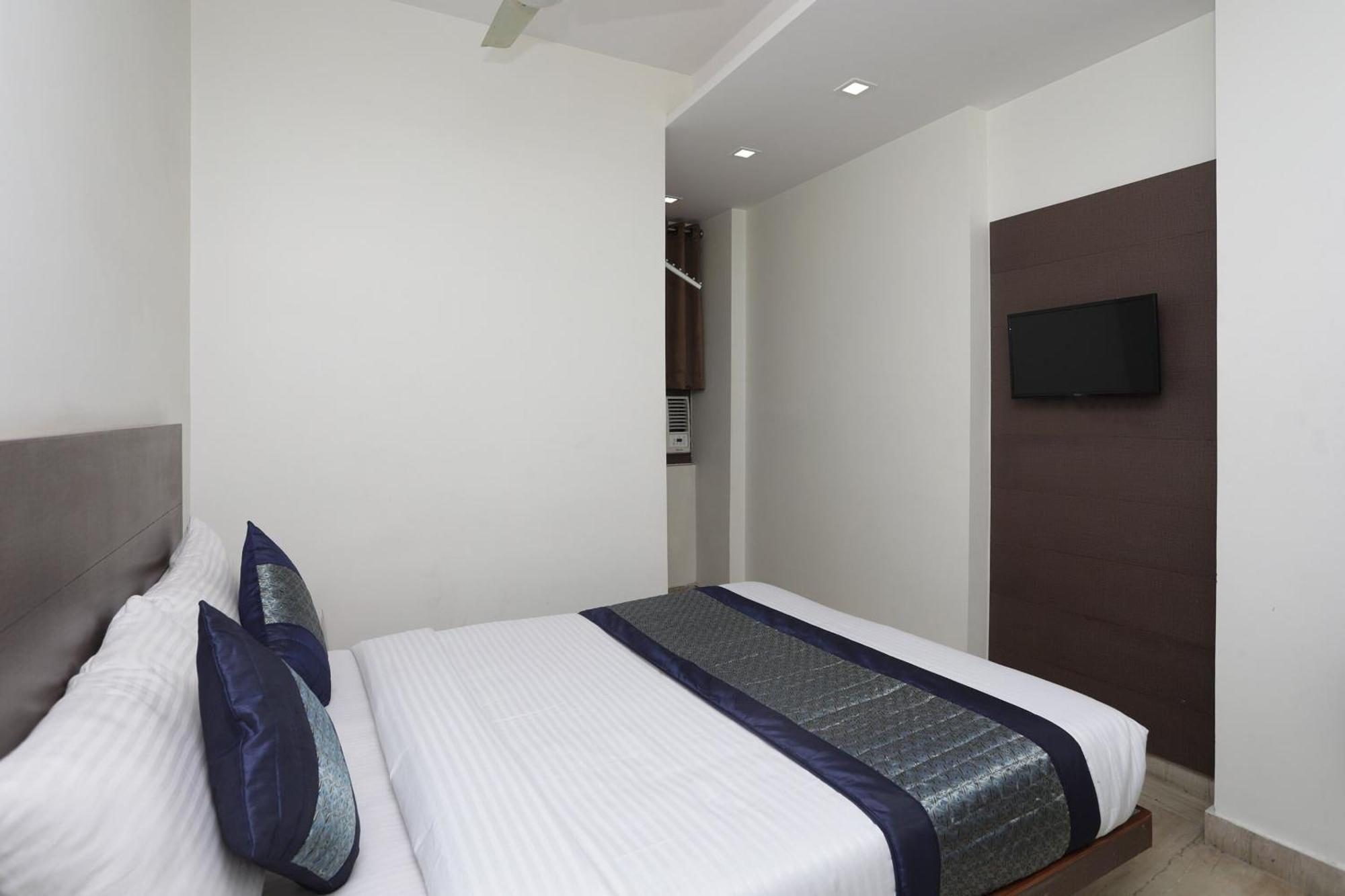 Hotel O Sun Palace Delhi (National Capital Territory of India) Exterior foto