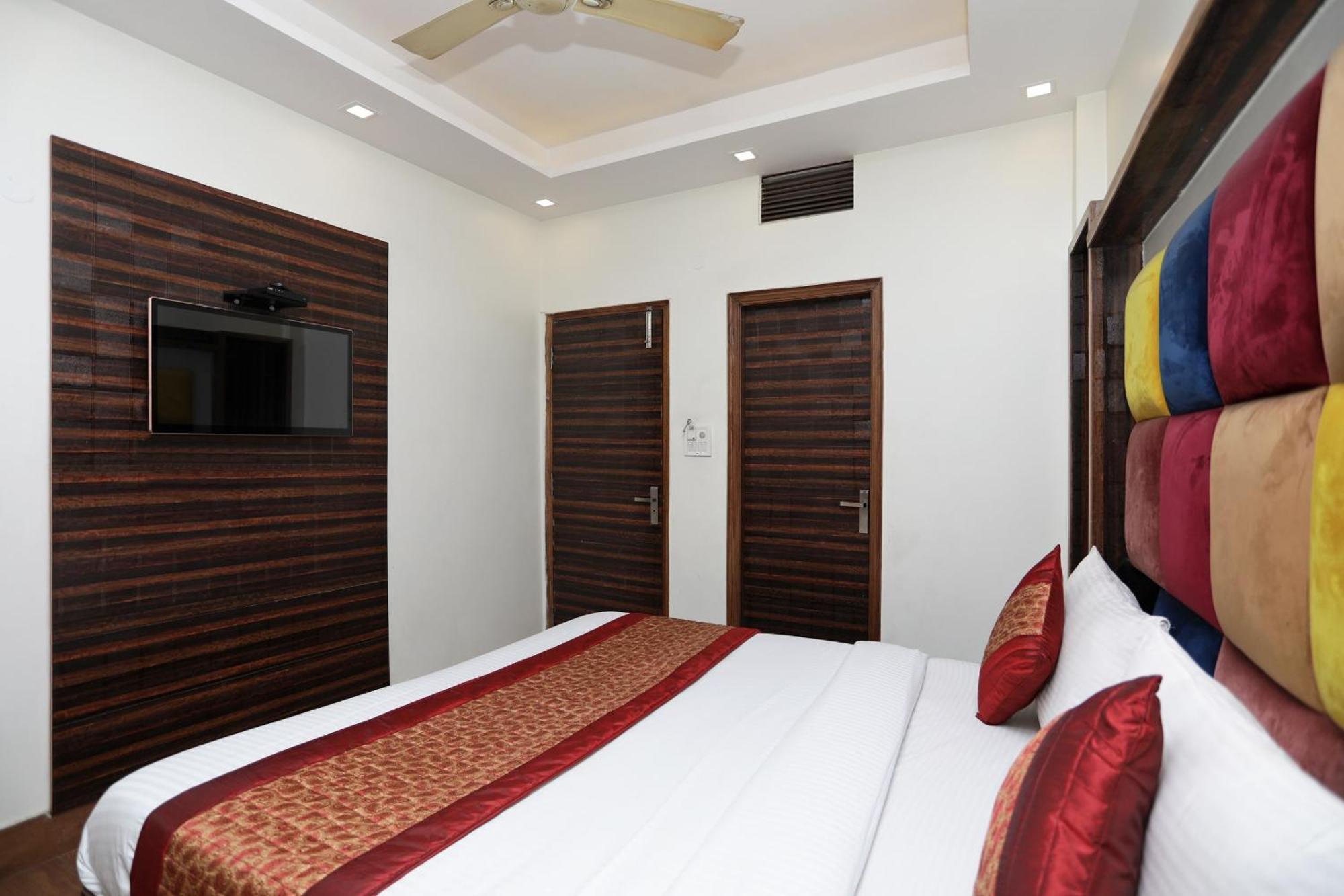 Hotel O Sun Palace Delhi (National Capital Territory of India) Exterior foto